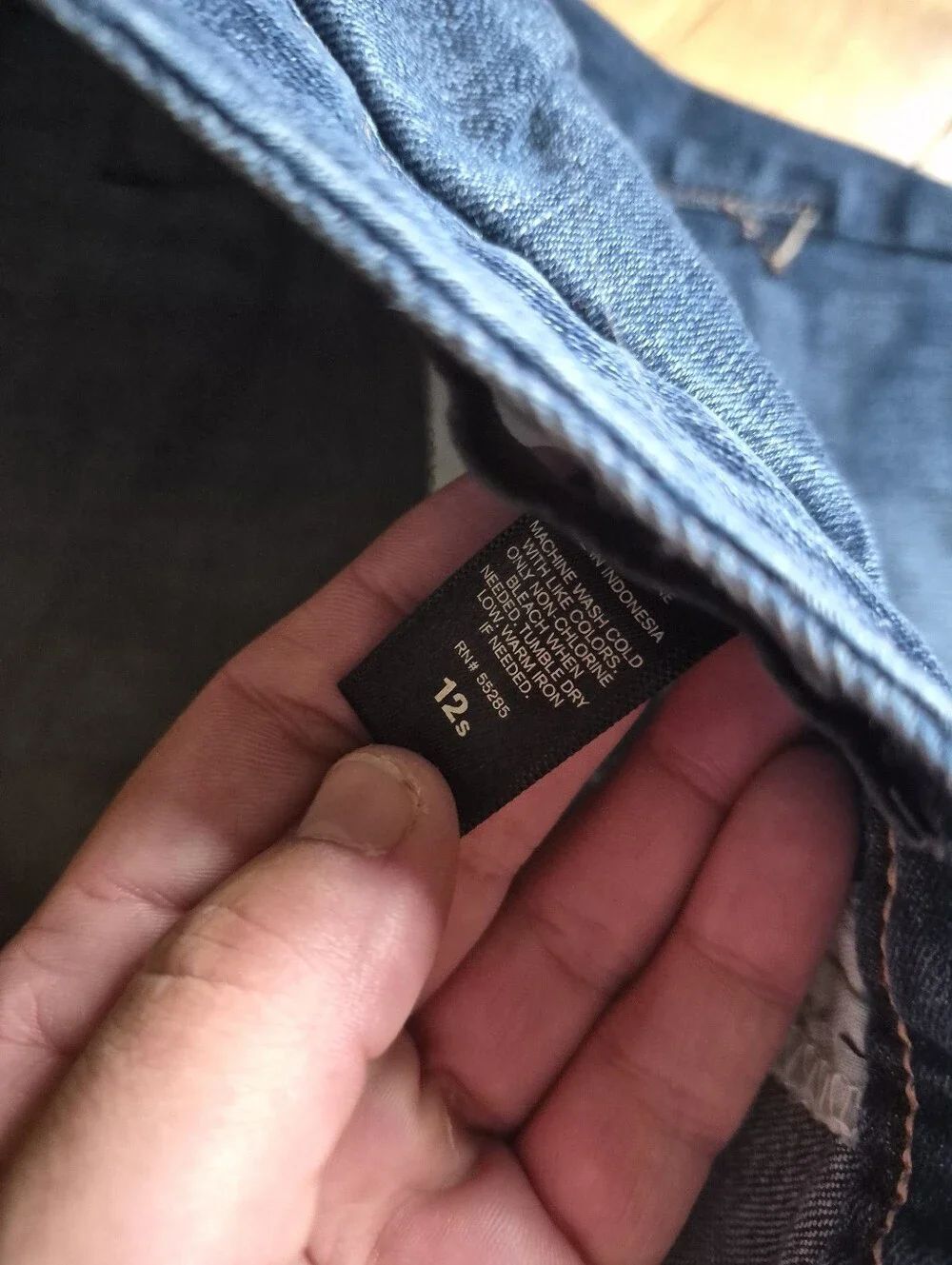 Express Low Rise Straight Leg Jeans - Picture 5 of 14
